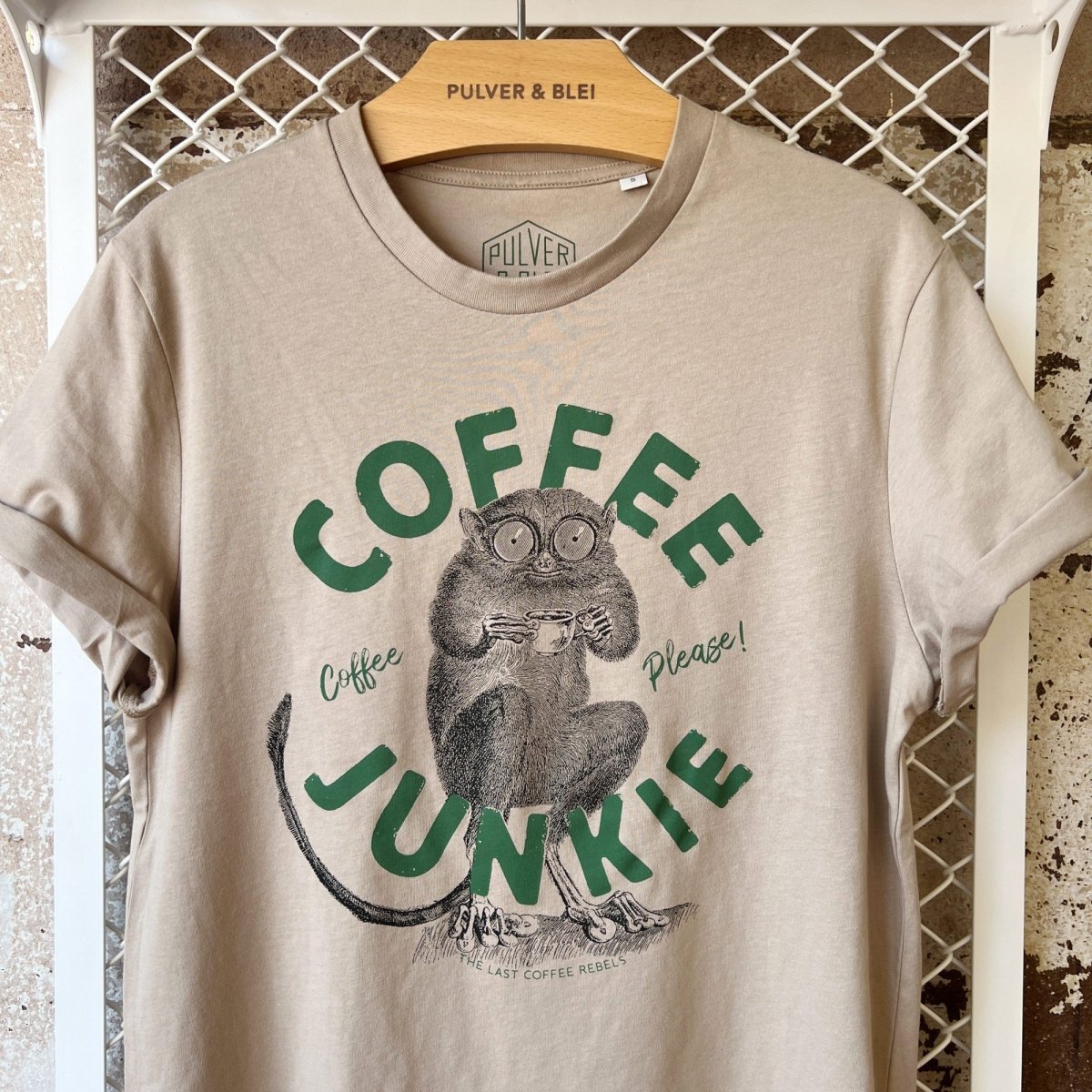 Coffee Junkie T-Shirt Brown - Pulver & Blei
