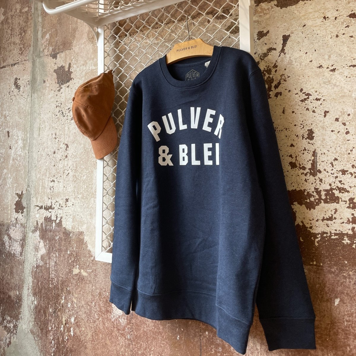 Rising Blue & Co. - Roadwear Sweater - Pulver & Blei