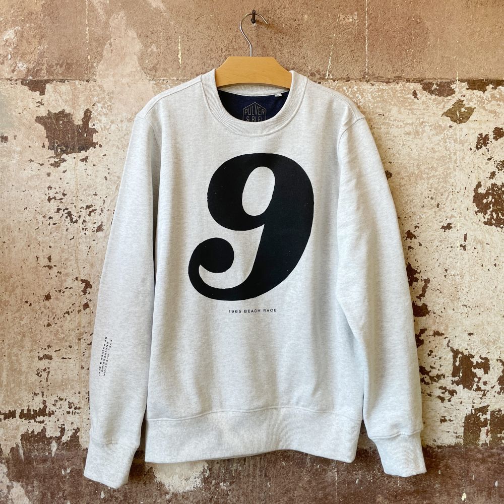 1965 Beach Race - Roadwear Sweater Light Gray - Pulver & Blei