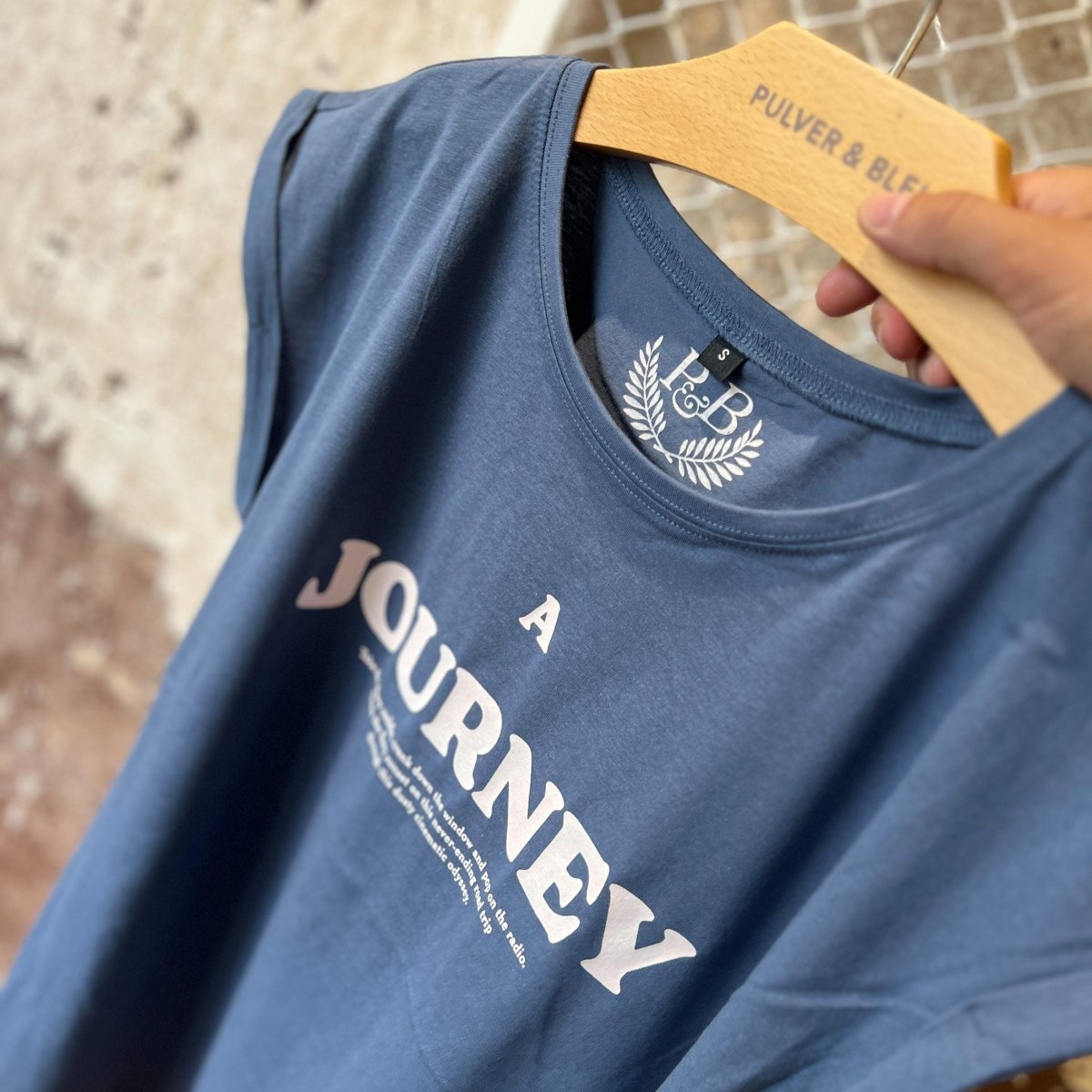 A Journey - Denim T-Shirt - Pulver & Blei