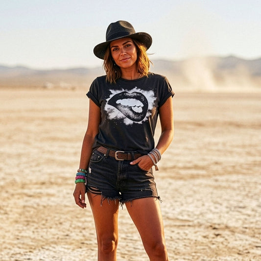 Bite my Lips - Black Vintage T-Shirt - Pulver & Blei