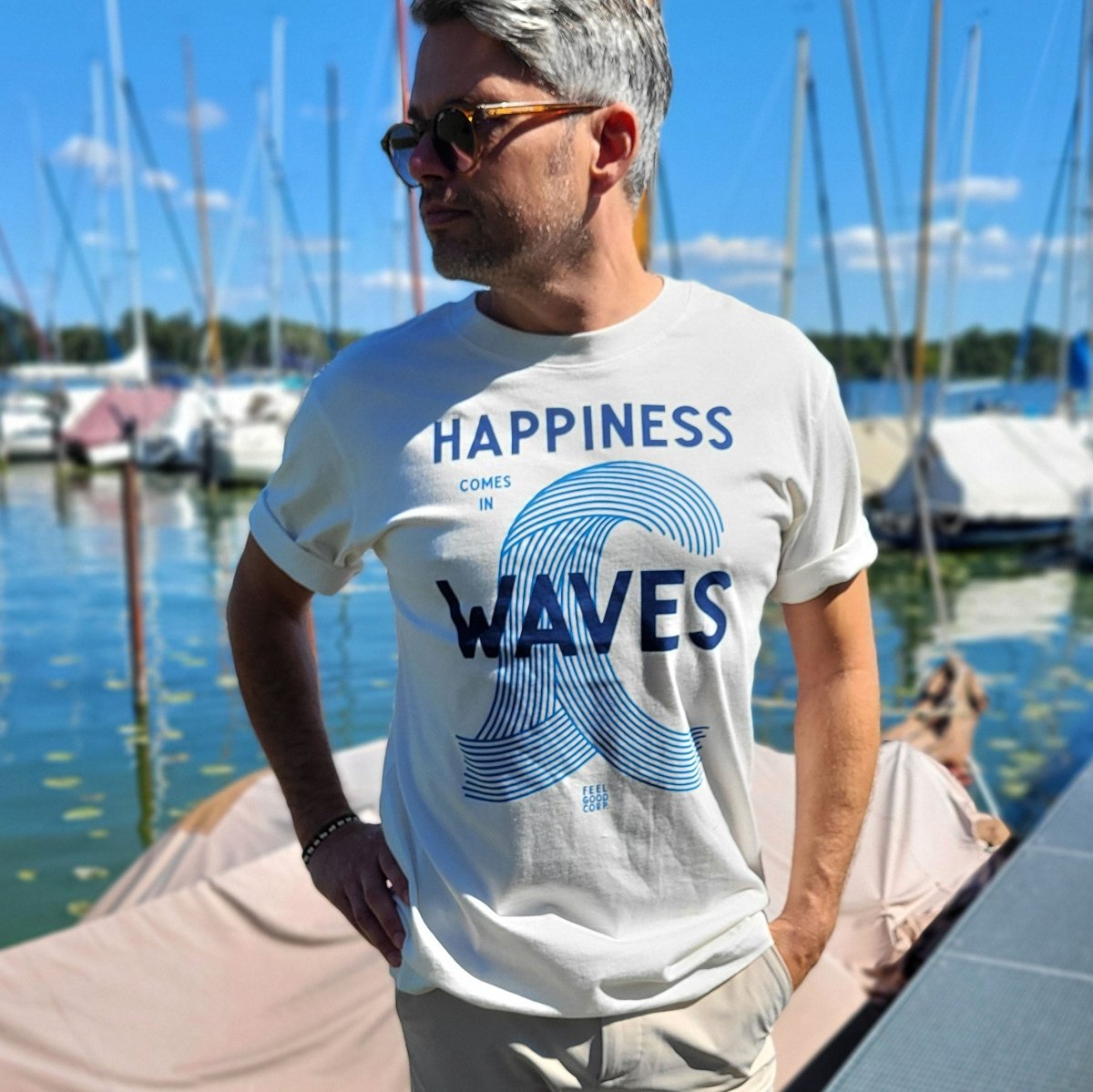 Happiness comes in Waves - Relax Cut Offwhite - Pulver & Blei