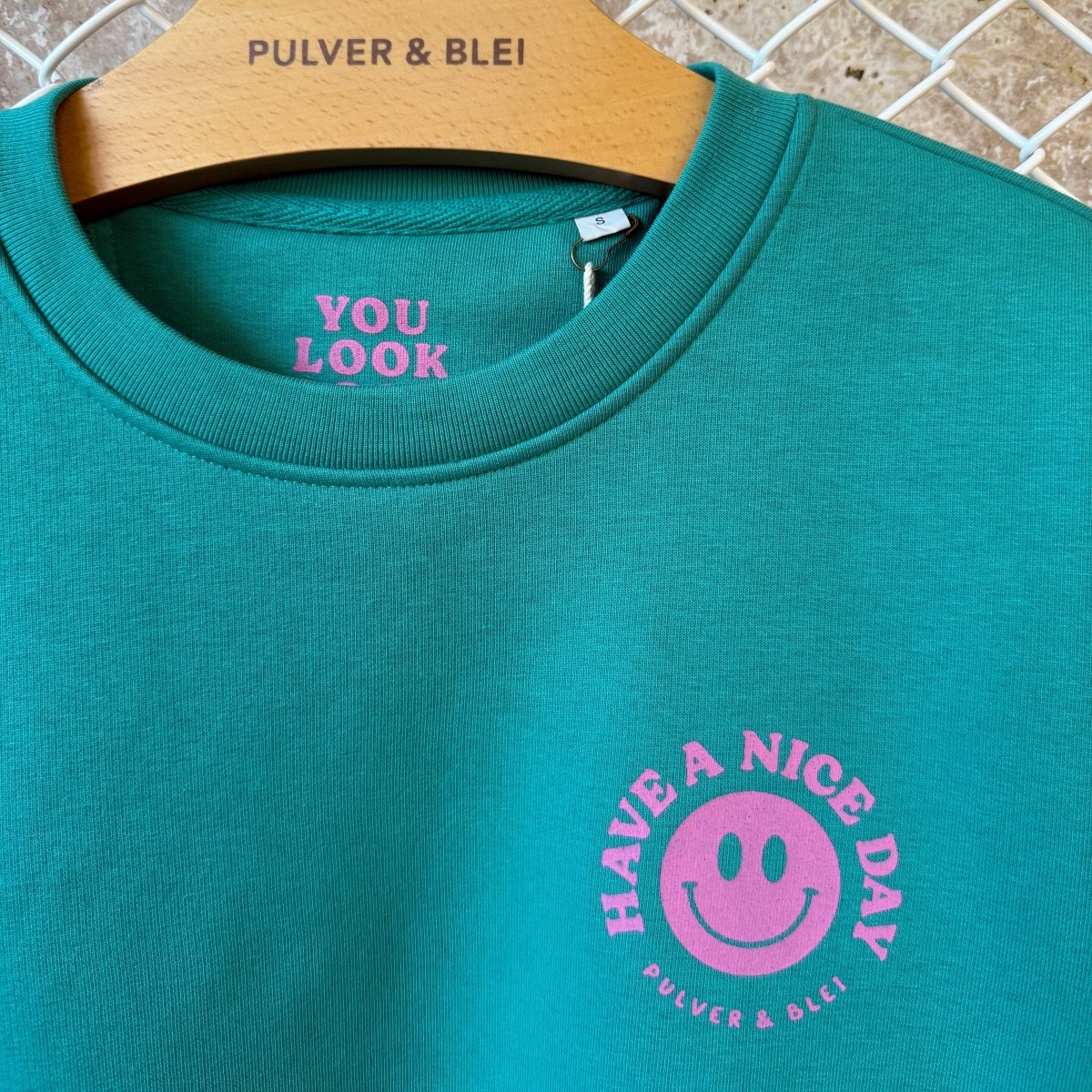 Have a nice Day - Sweater green - Pulver & Blei