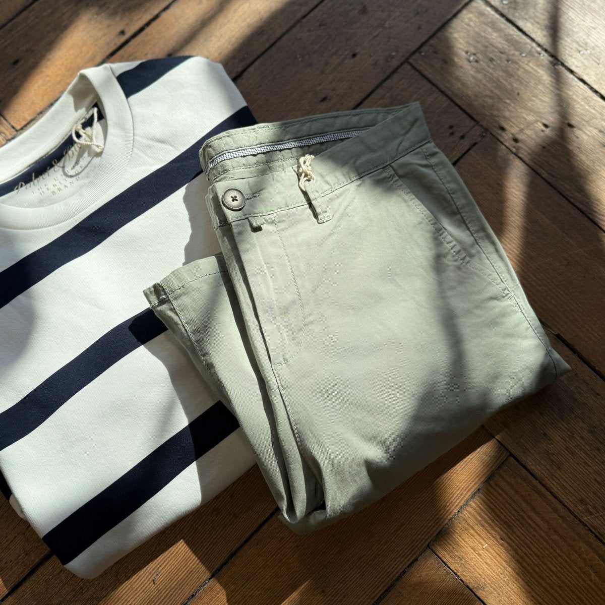 Heritage Chino Short - Almond Light Green - Pulver & Blei