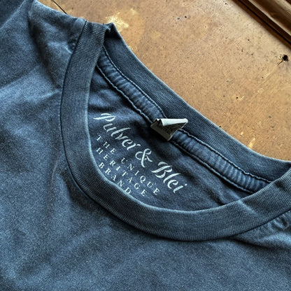 Heritage Signature T-Shirt - washed denim - Pulver & Blei