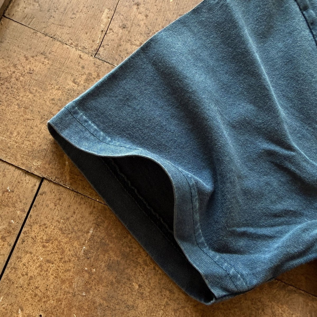 Heritage Signature T-Shirt - washed denim - Pulver & Blei