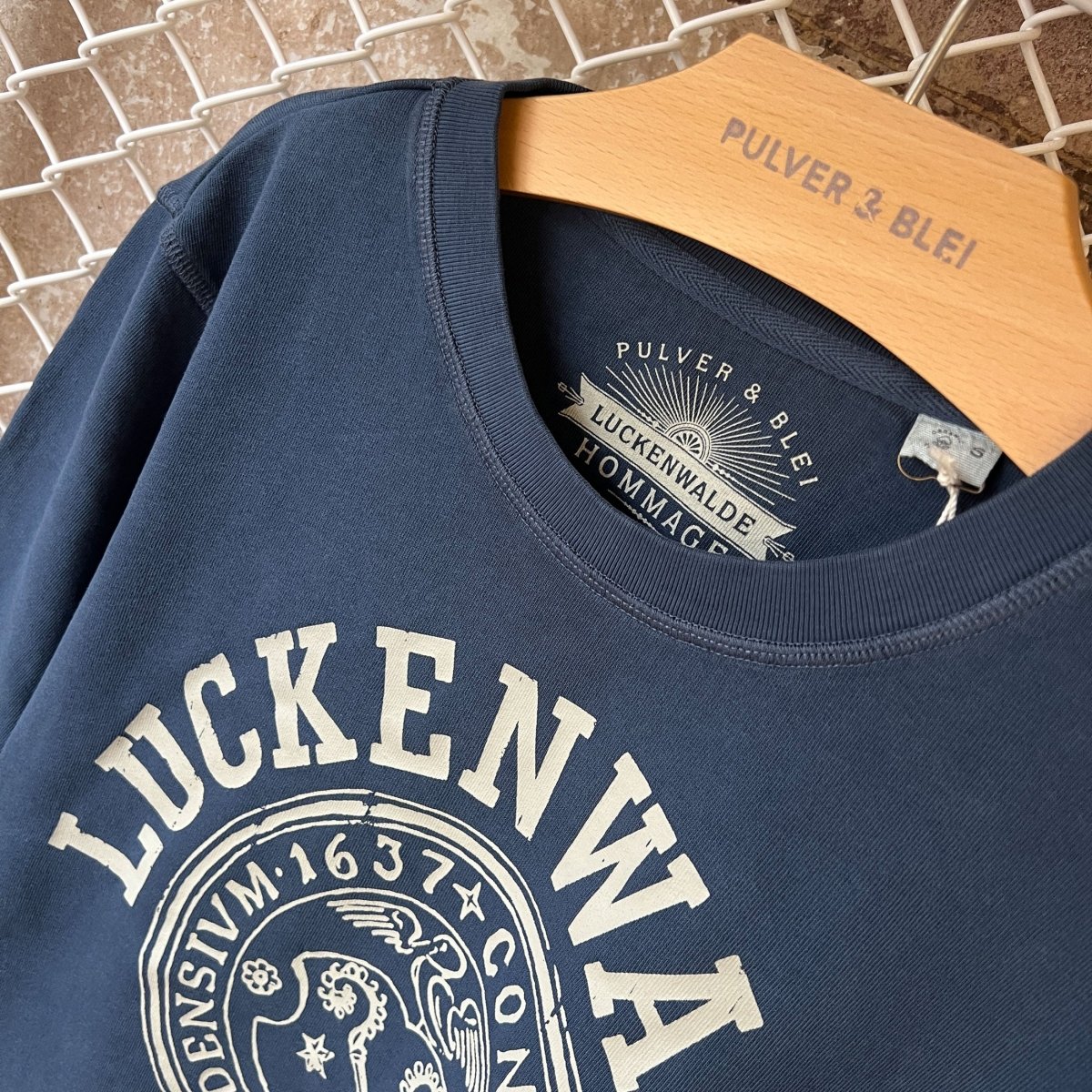 Luckenwalde Siegel Sweatshirt - Pulver & Blei