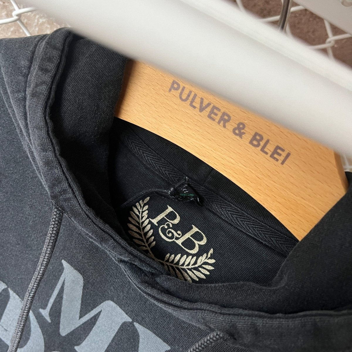 My Idols are Dead - Washed Black Hoodie - Pulver & Blei