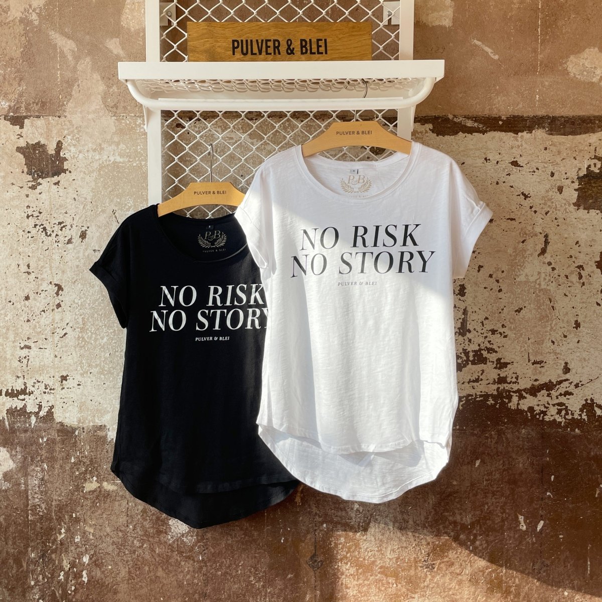 No Risk No Story - Black Fashion Tee - Pulver & Blei
