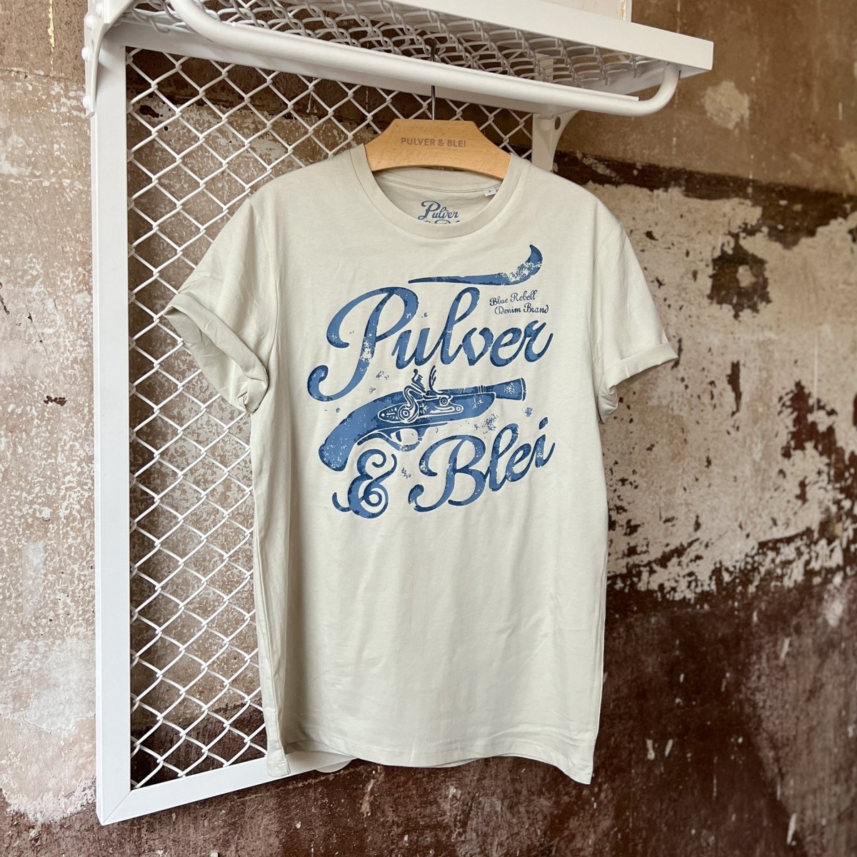 Old Gun Offwhite T-Shirt - Pulver & Blei