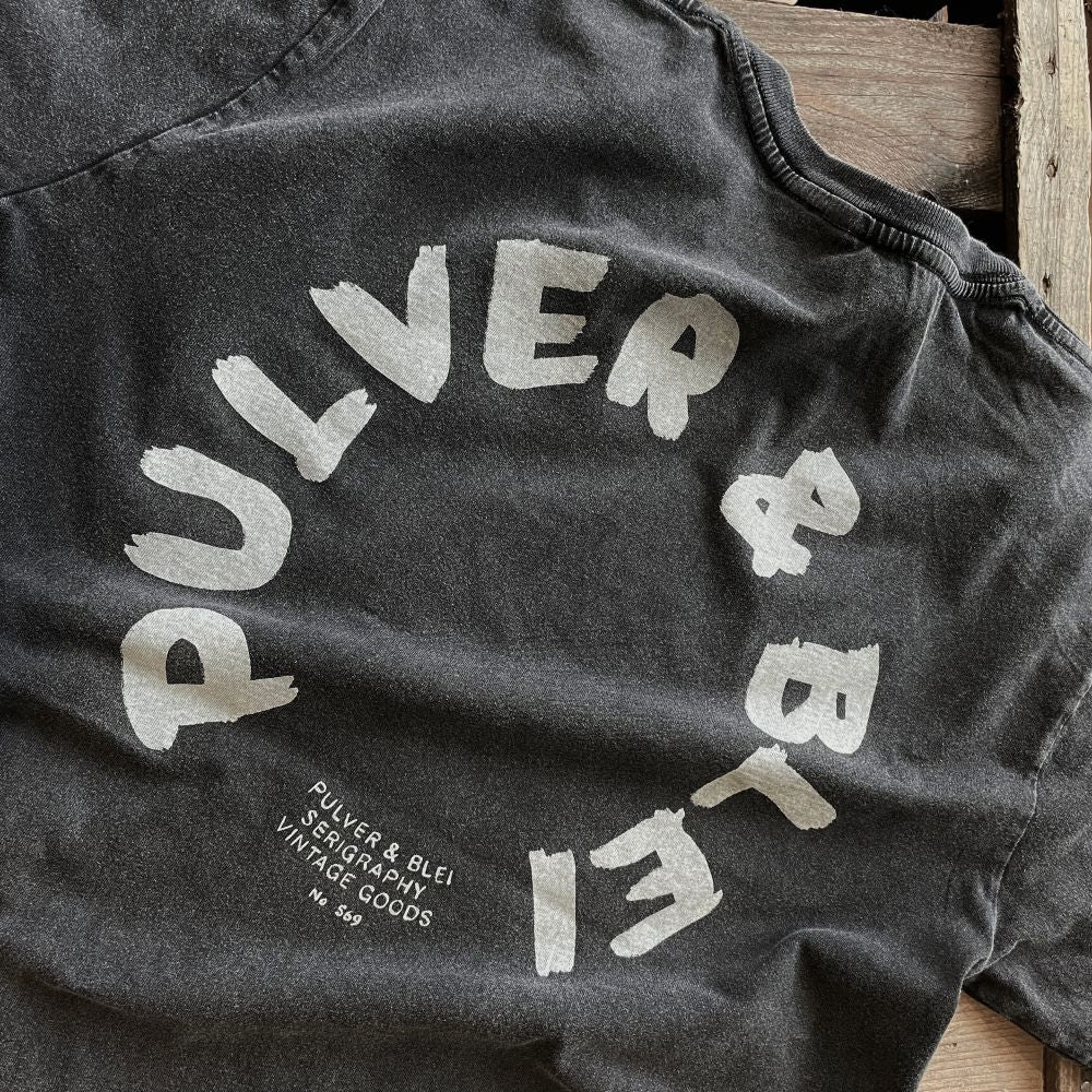 Roundly Painters No 569 - Vintage Black - Pulver & Blei