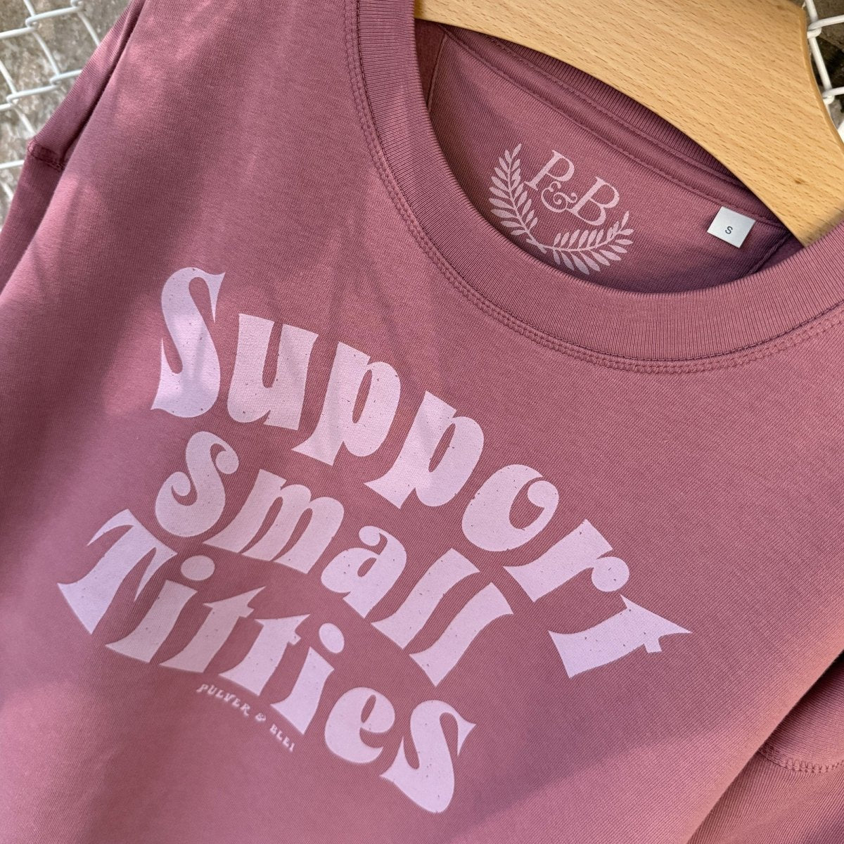 Support small Titties - Sweatshirt Vintage Red - Pulver & Blei