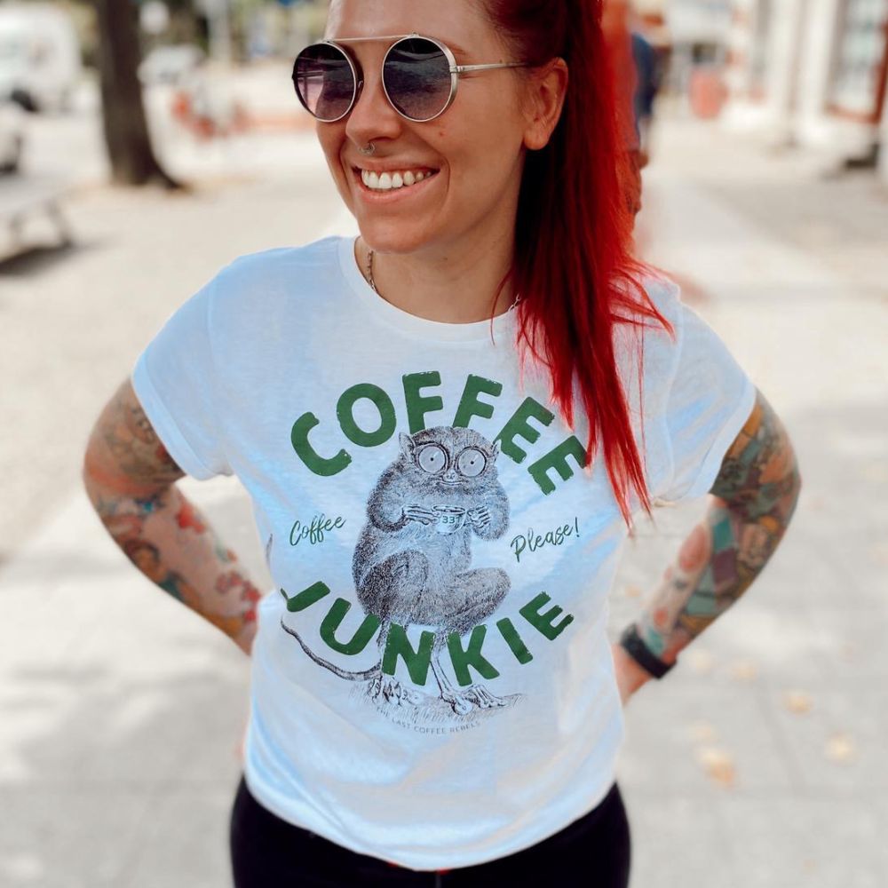 Coffee Junkie T-Shirt woman white